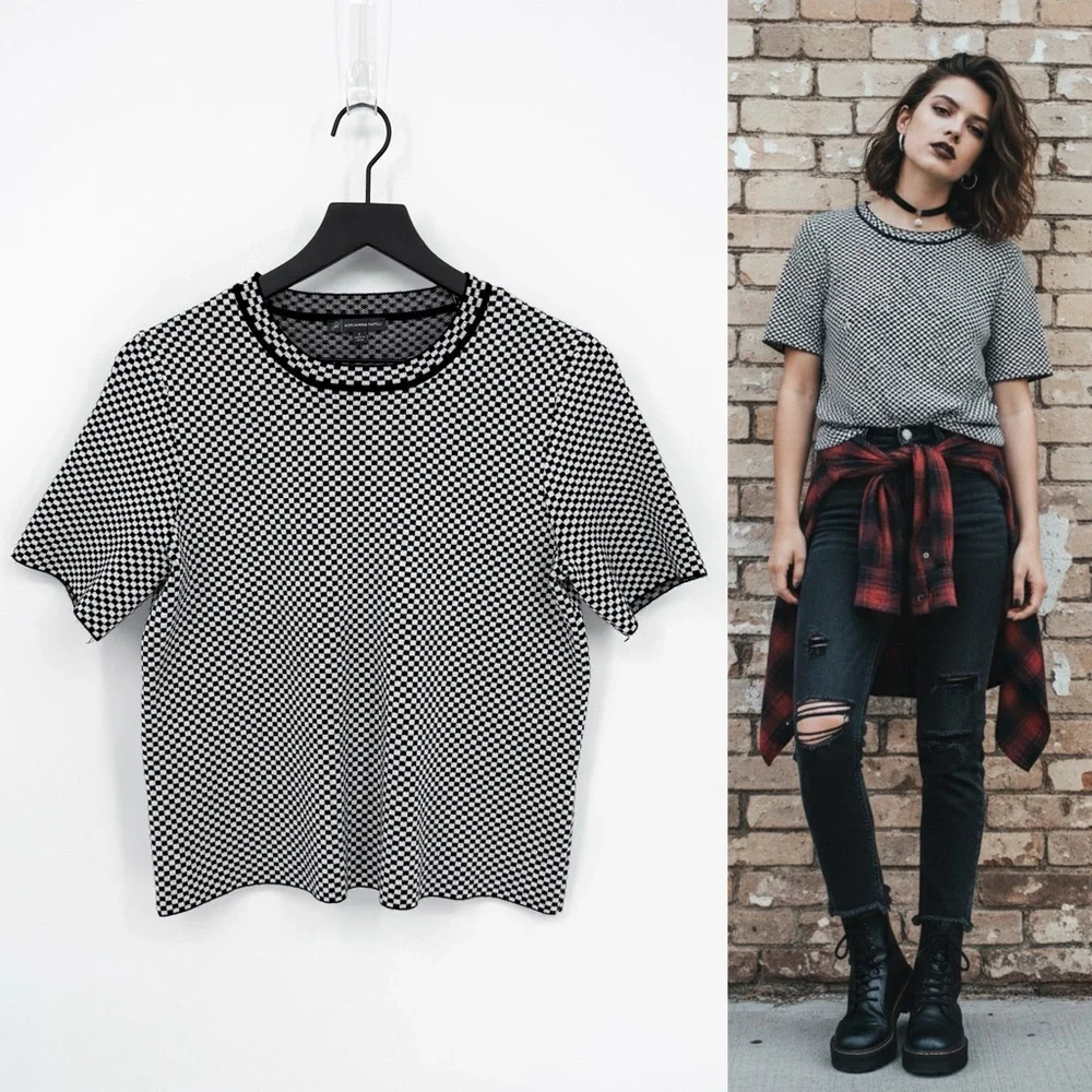 Adrianna Papell Micro Checkered Short Sleeve Knit Top Small
